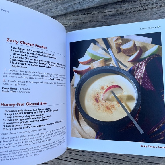 THE APPETIZER BIBLE 2006 COOKBOOK LIKE NEW - Picture 3 of 8